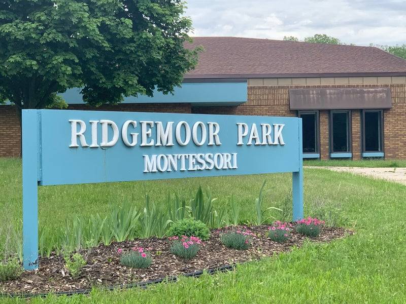 Ridgemoor Park Montessori entrance